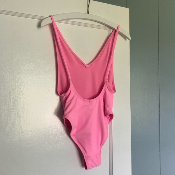 Topshop Pamela one piece - Picture 3 of 4